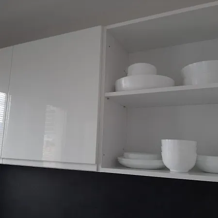 Apartman дора